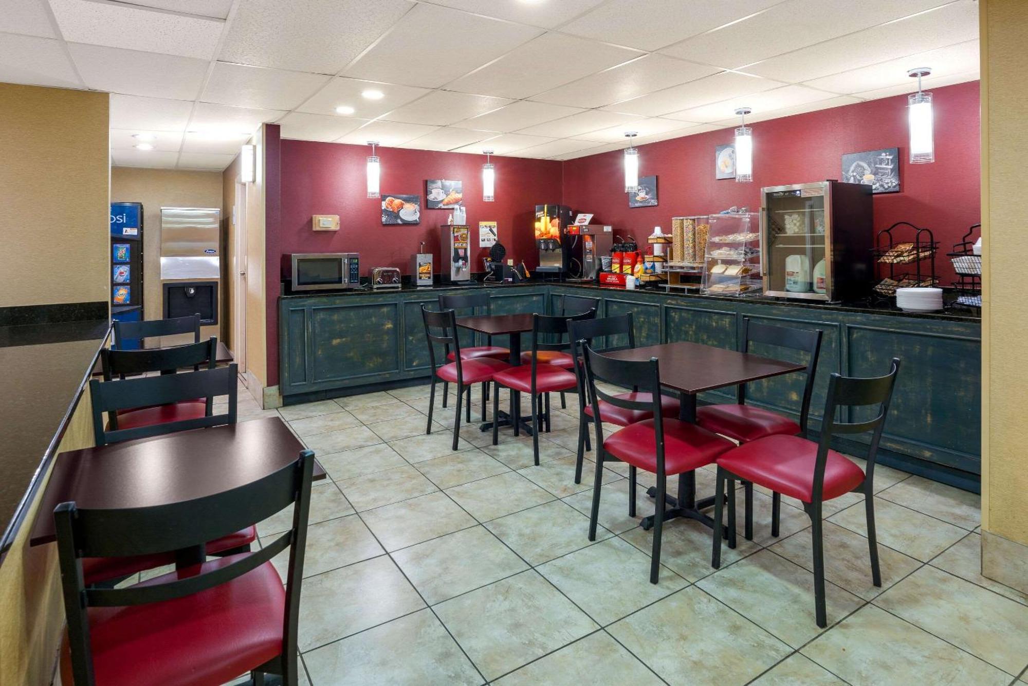 Rodeway Inn Brandon Luaran gambar